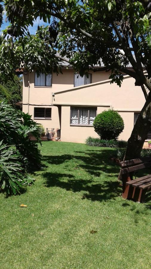 The Bedford View Guest House Джърмистон Екстериор снимка