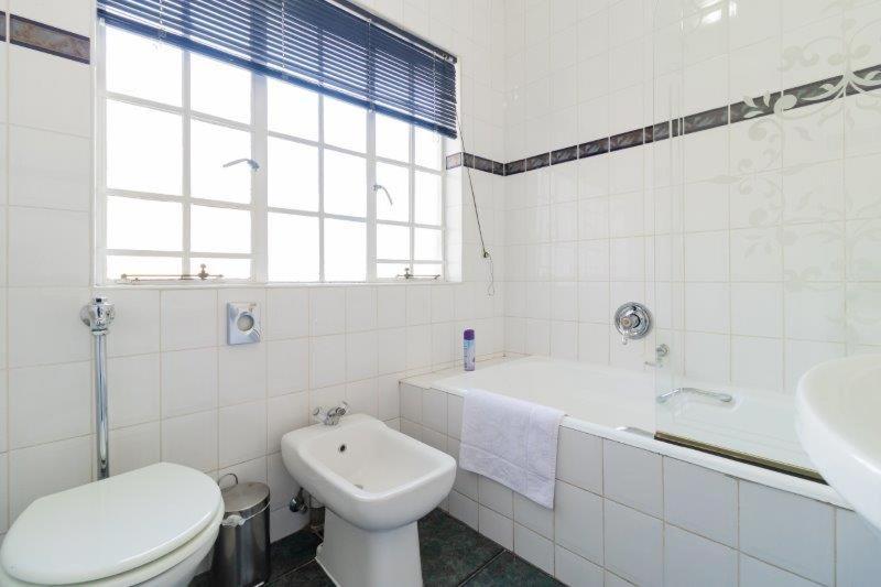 The Bedford View Guest House Джърмистон Екстериор снимка