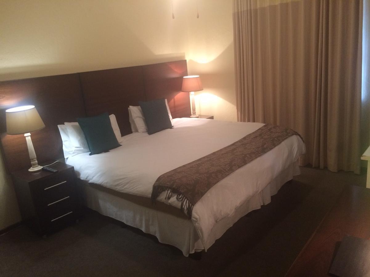 The Bedford View Guest House Джърмистон Екстериор снимка