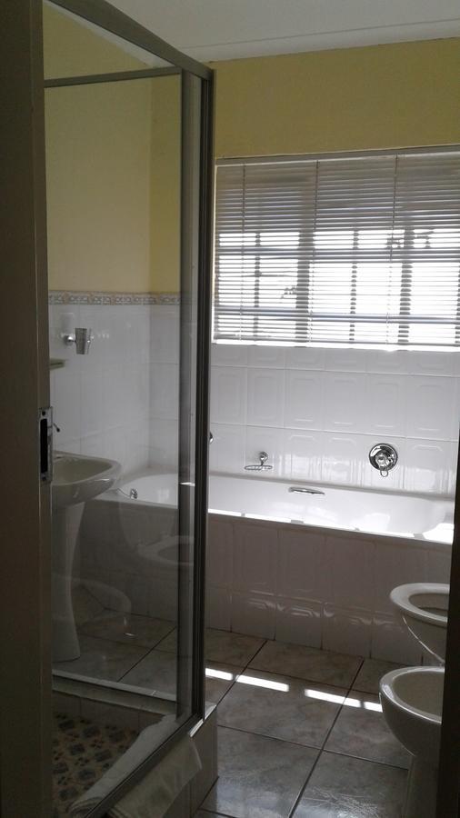 The Bedford View Guest House Джърмистон Екстериор снимка
