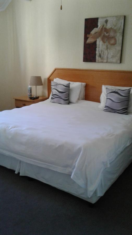 The Bedford View Guest House Джърмистон Екстериор снимка