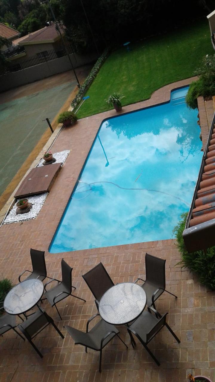 The Bedford View Guest House Джърмистон Екстериор снимка