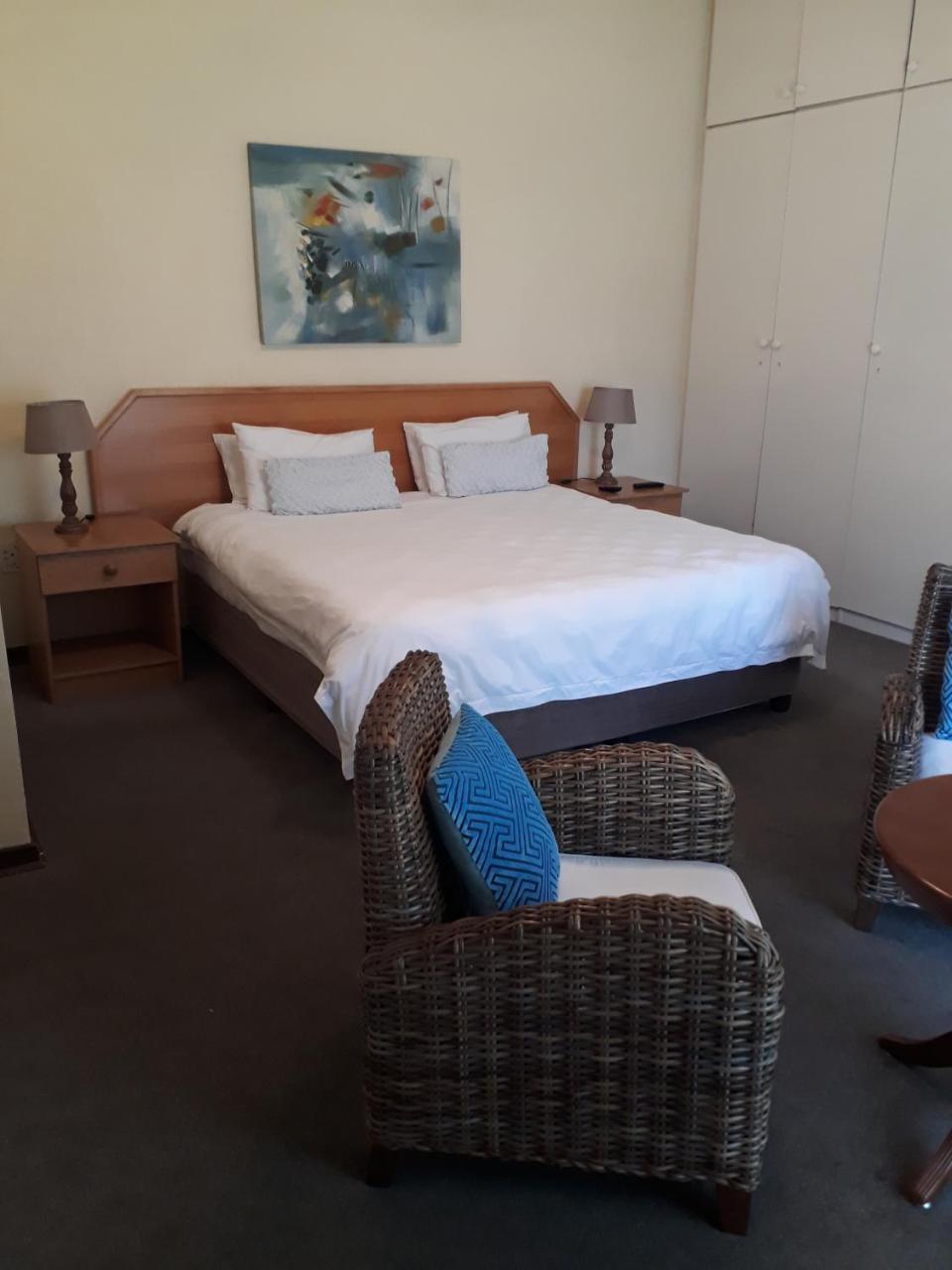 The Bedford View Guest House Джърмистон Екстериор снимка